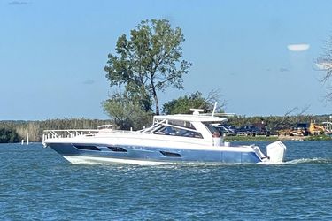 48' Intrepid 2024 Yacht For Sale
